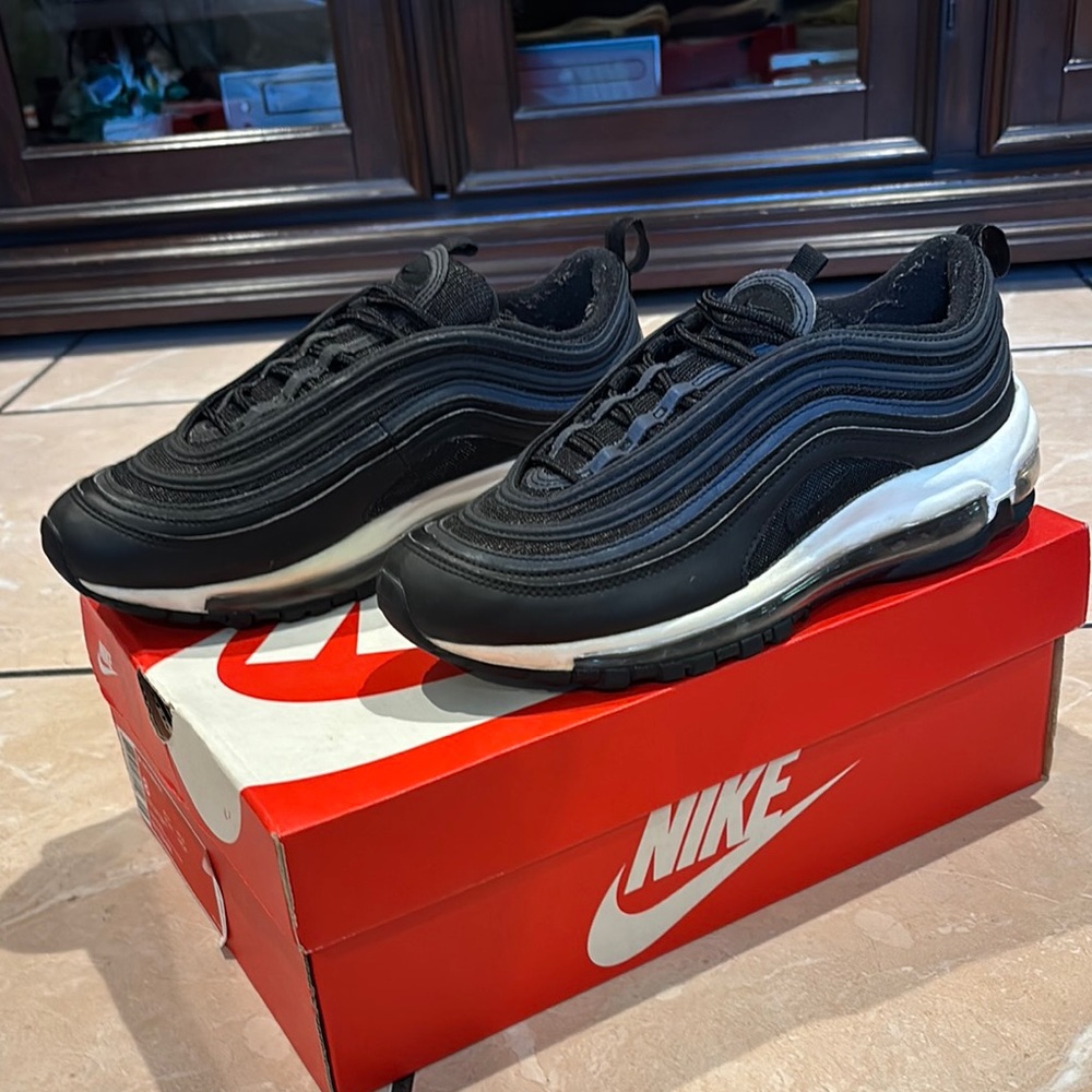 Women’s NIKE AIR MAX 97 Black & White Sneakers